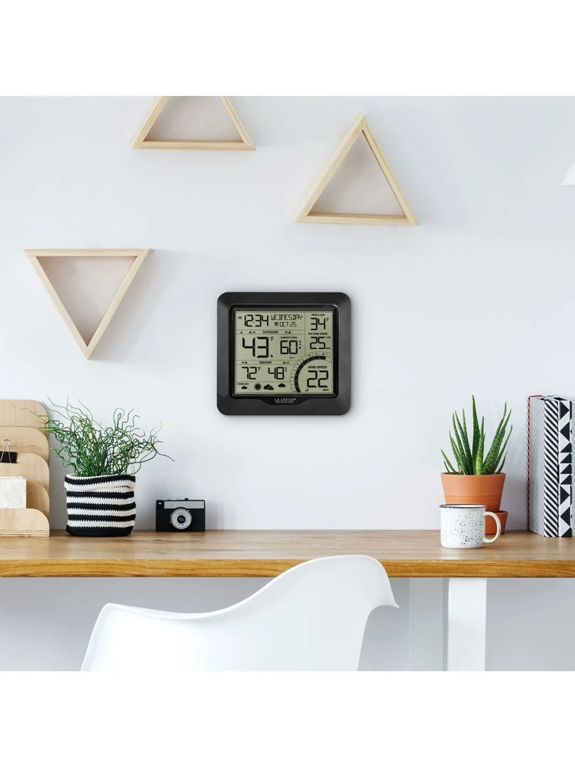 La Crosse Wireless Weather Station With Wind Sensor 2 La Crosse Wireless Weather Station With Wind Sensor - Image 2