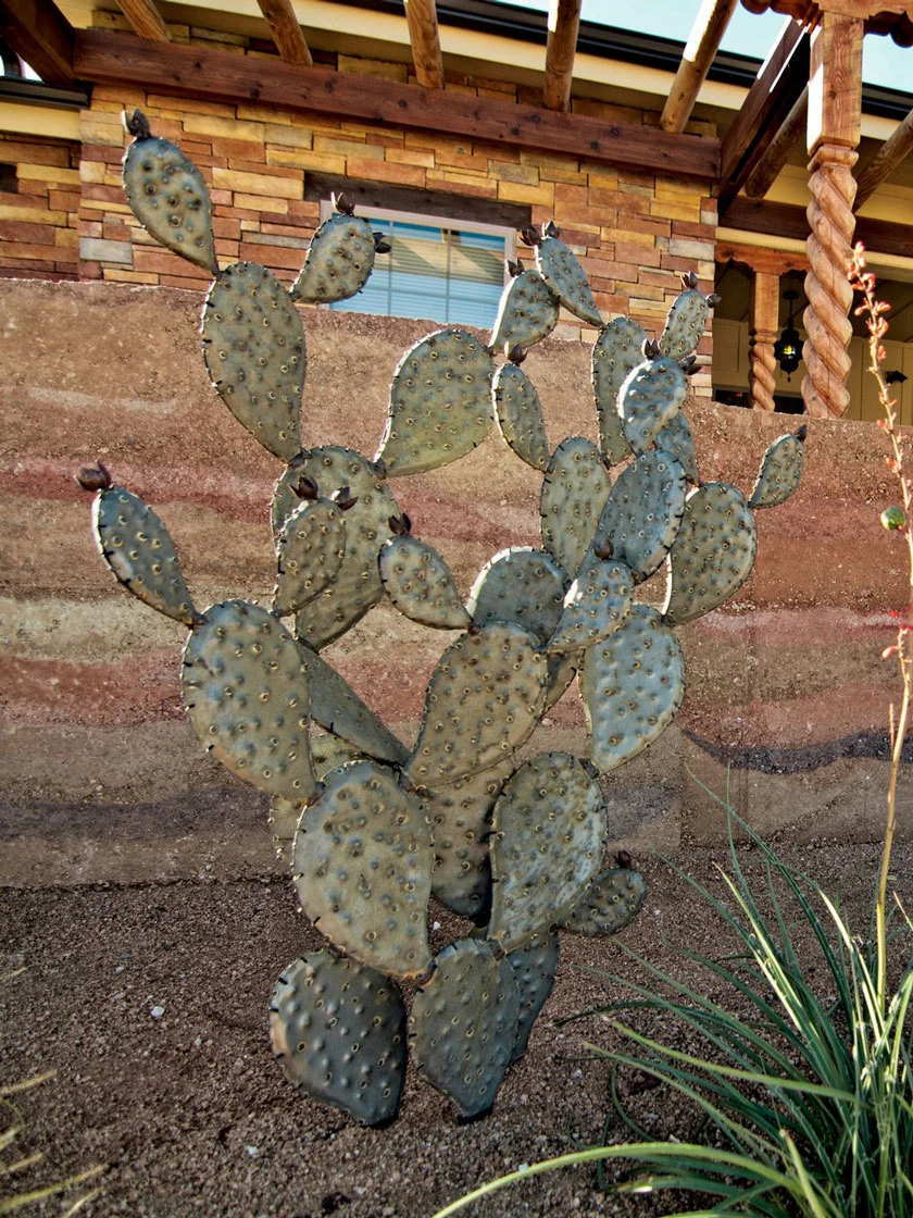 Desert Steel Prickly Pear Cactus Sculpture, Grande 2 Desert Steel Prickly Pear Cactus Sculpture, Grande - Image 2